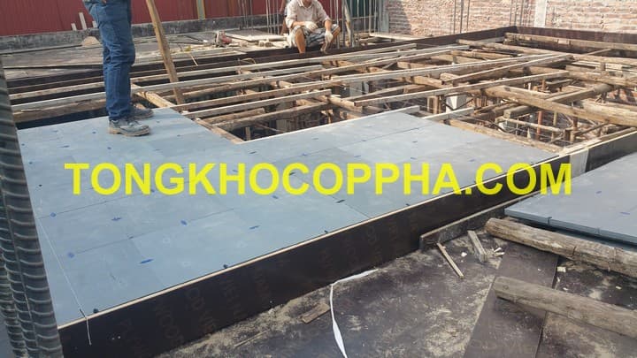 ƯU ĐIỂM CỦA VÁN KHUÔN NHỰA KHUNG THÉP